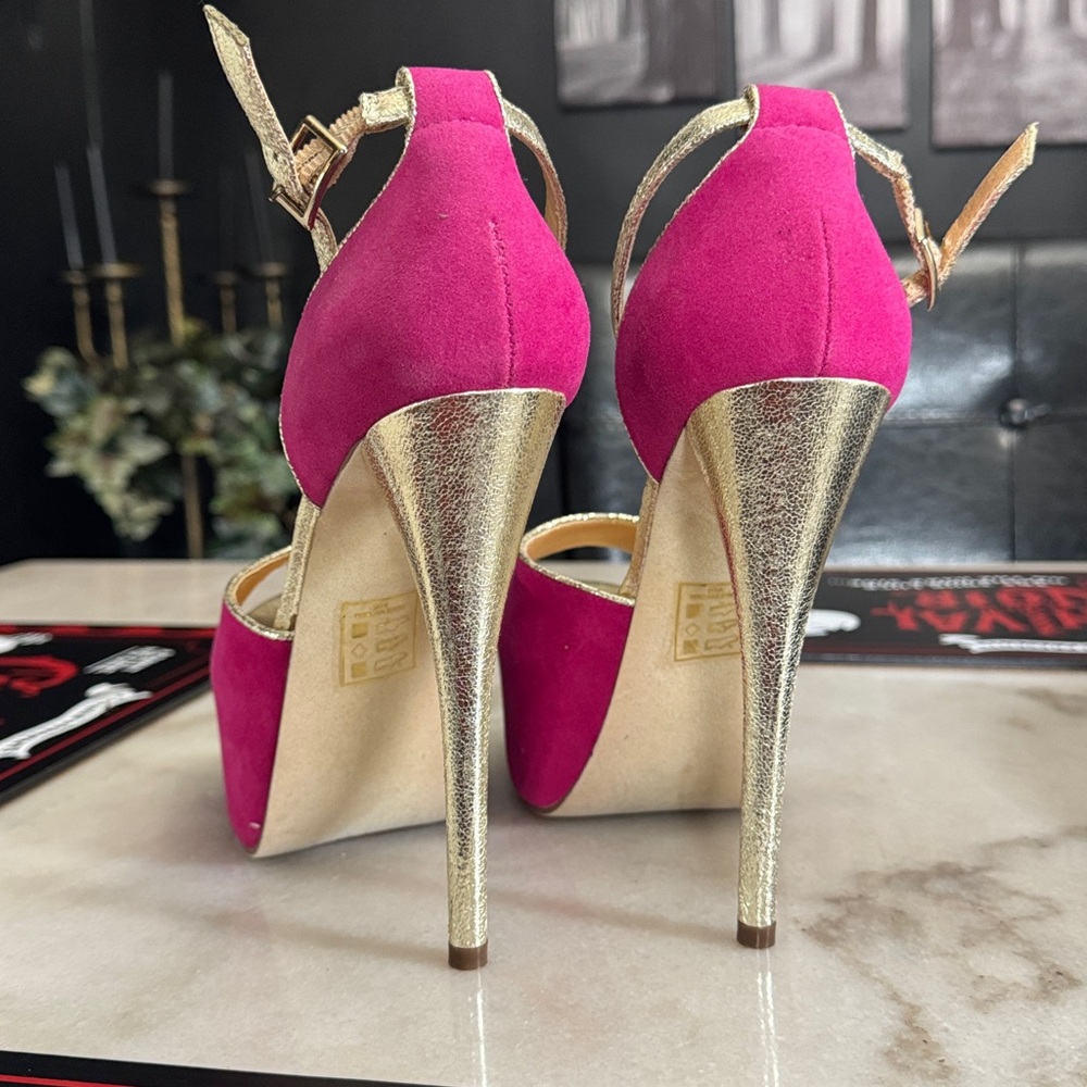 Platform heels
8 - Picture 6 of 12